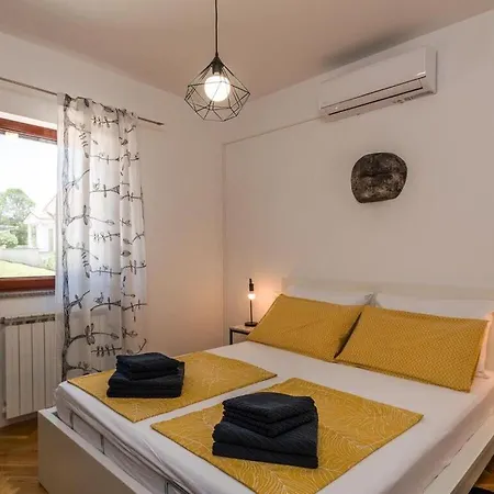 Casa Lumi Comfortable Villa