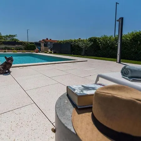 וילה Casa Lumi Comfortable *
