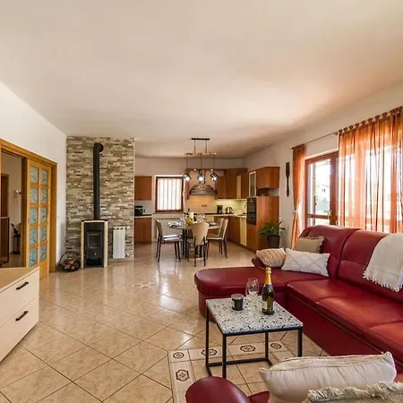 וילה Casa Lumi Comfortable